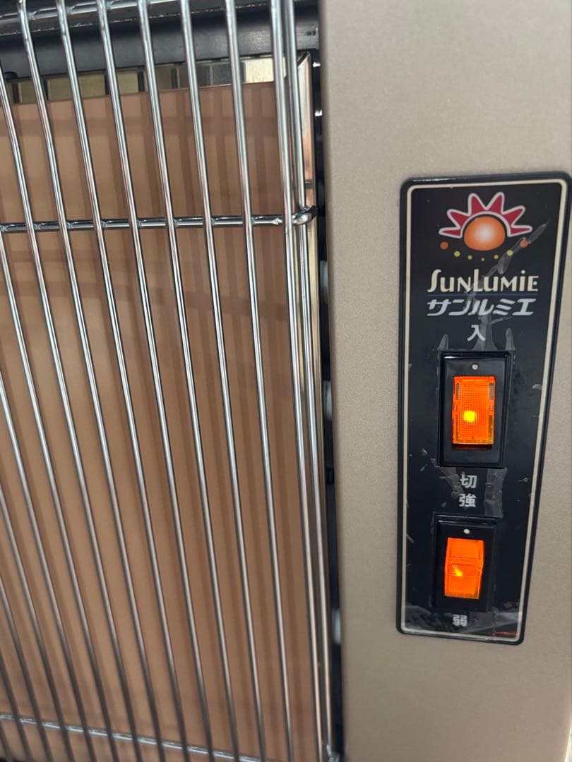 サンルミエ キュート E800LS パネルヒーター