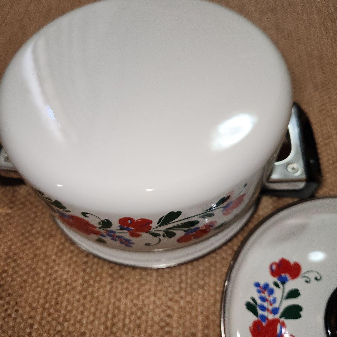 可愛らしい昭和レトロ花柄キッチンセット