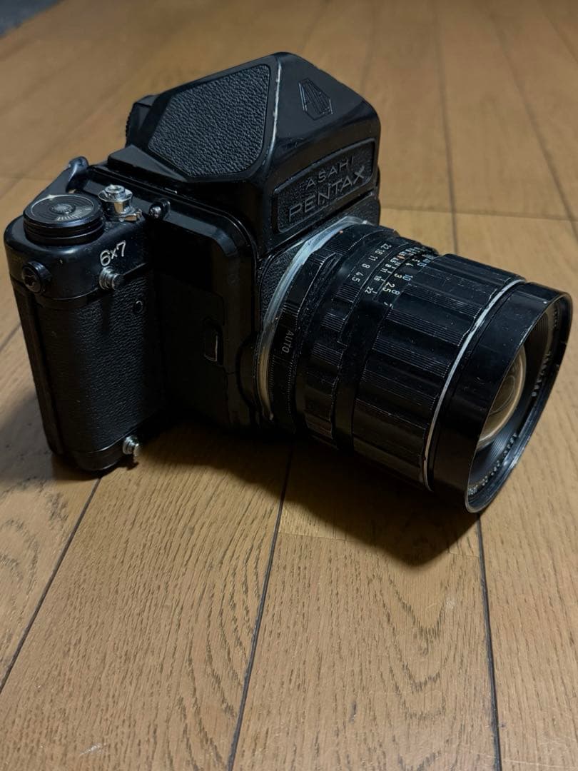 Pentax67カメラ、f4.5 75mmレンズ、フィルム1本付き、