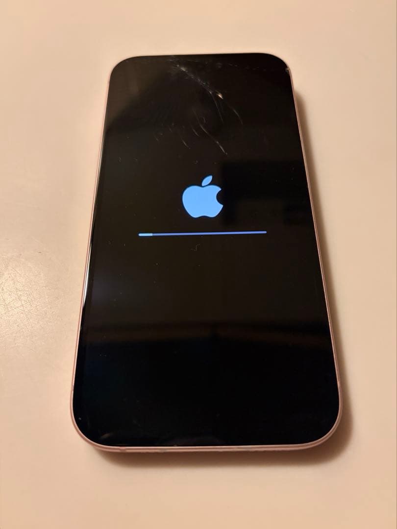 iPhone15 256GB ピンクSIMフリー(画面割れ)
