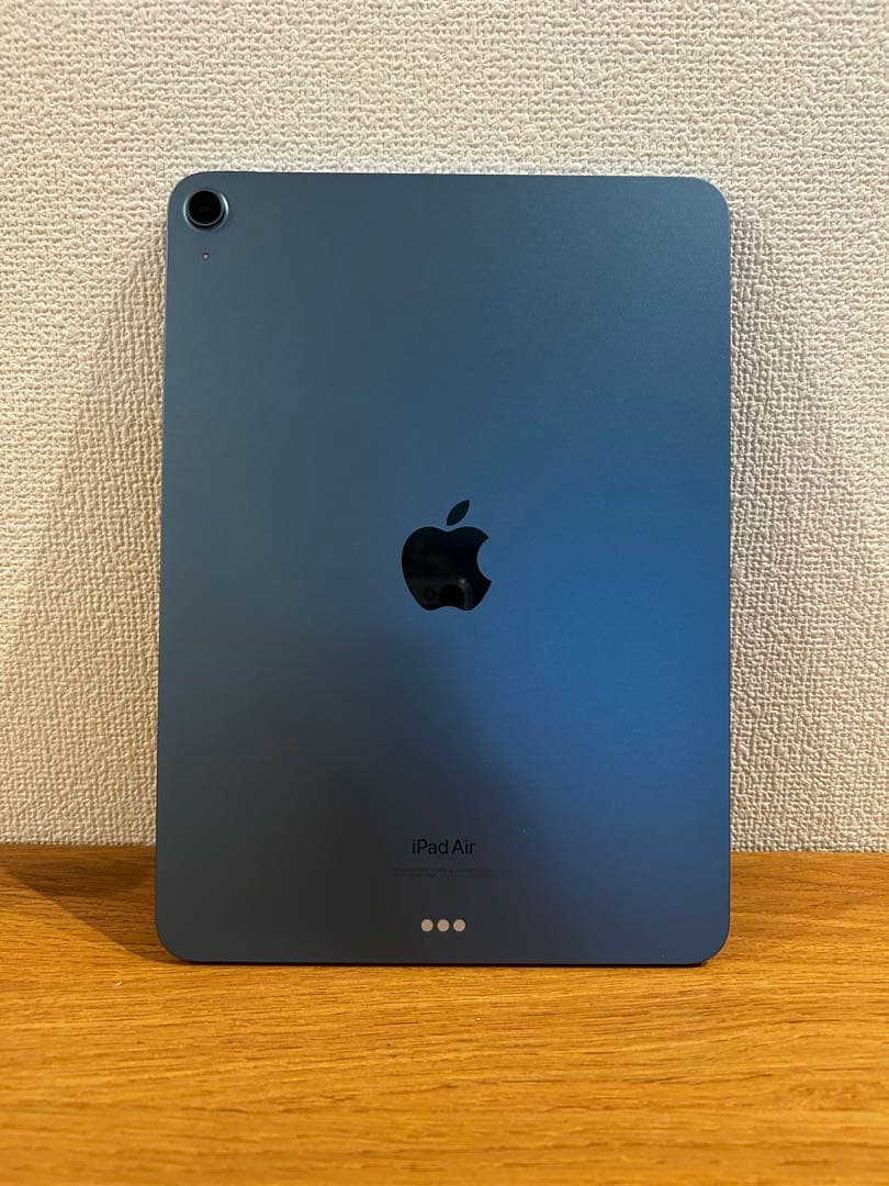 iPad Air 256GB 第5世代 ブルー　フォリオケース付　未使用に近い