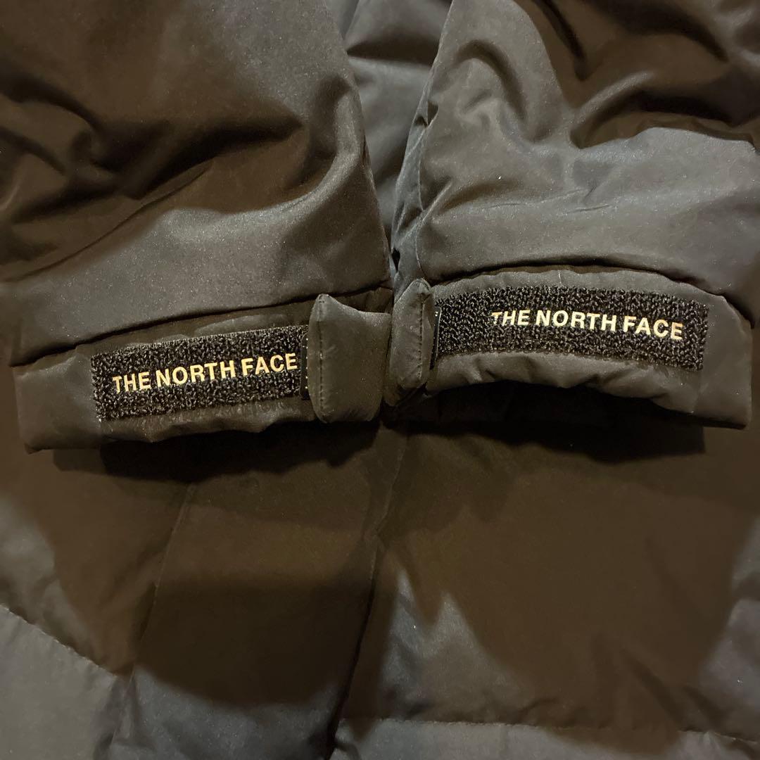 韓国限定　ノースフェイス　ダウンジャケット　　ブラック　Sサイズ