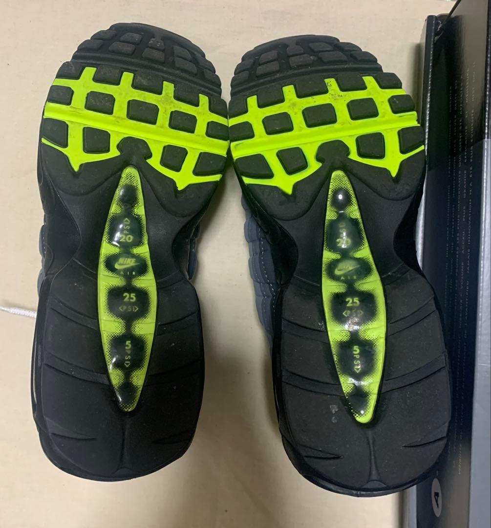 晴天時短時間2回着用　NIKE エアマックス　95 黒　イエローグラデ　25cm