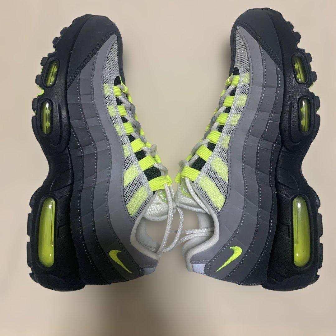 晴天時短時間2回着用　NIKE エアマックス　95 黒　イエローグラデ　25cm