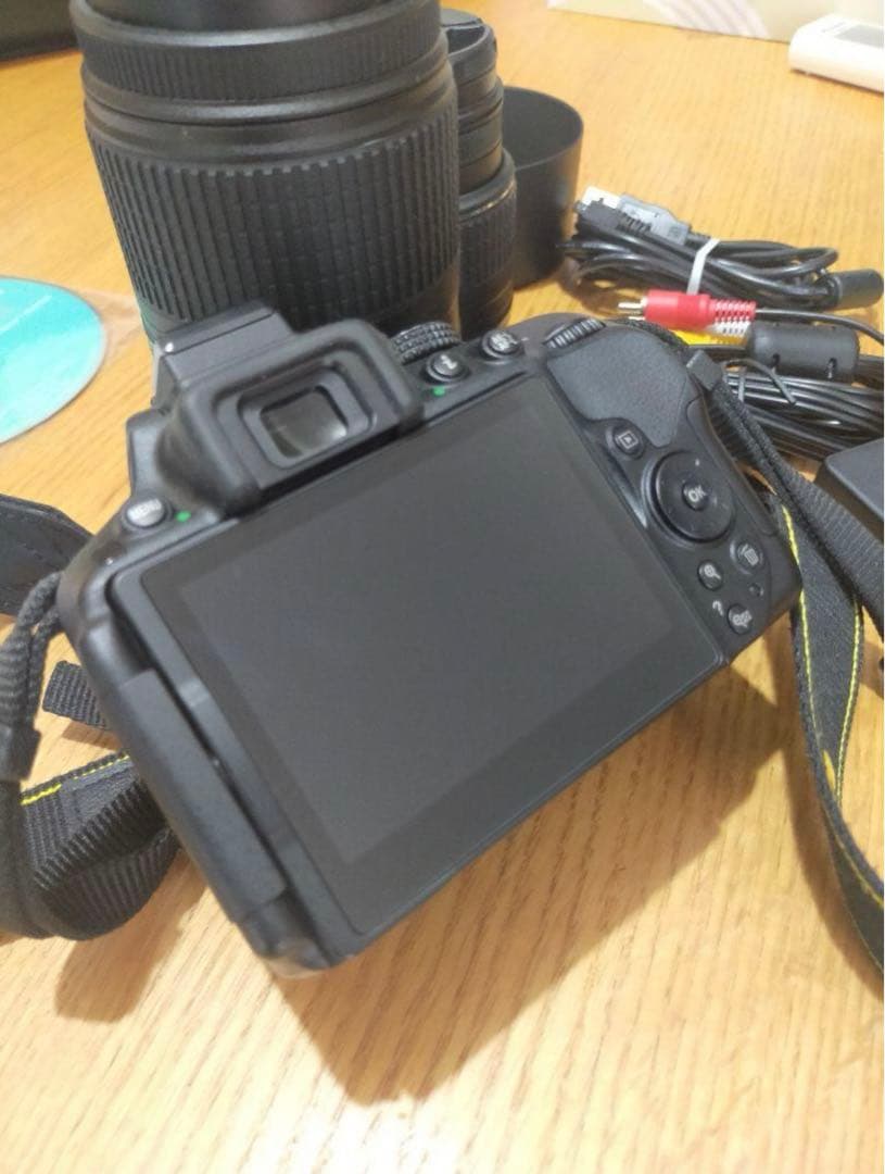 Nikon D5300 ダブルレンズ カメラ 一眼 18〜55、55〜300