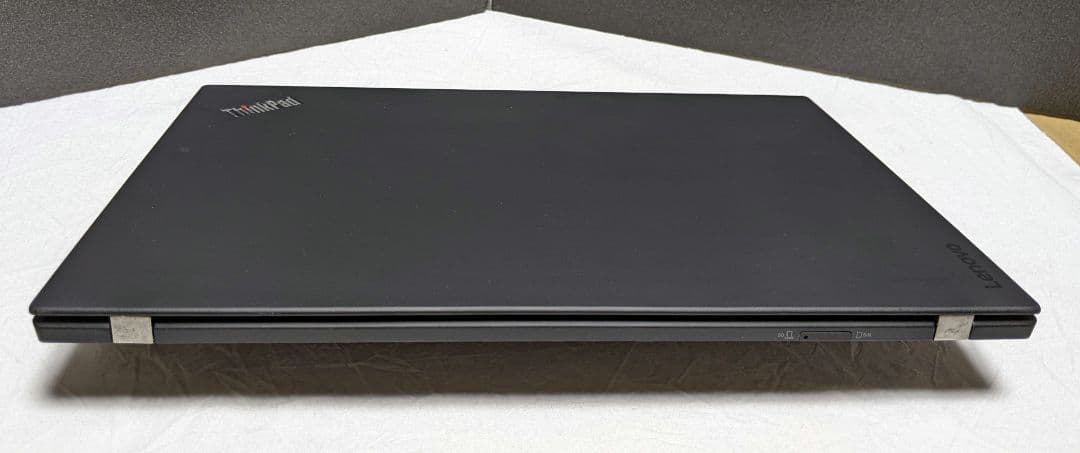 ThinkPad X1 Carbon gen5 (七世 i5/8G/128G)