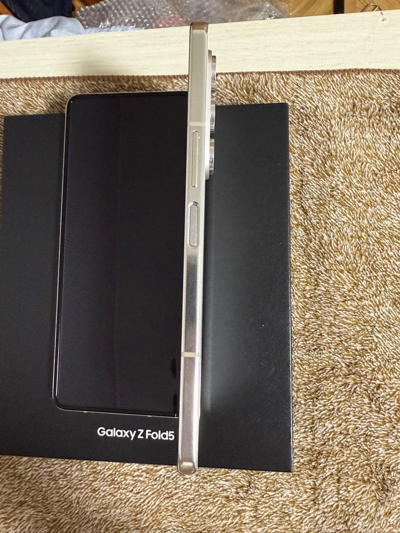 は*う様 [300円企画!][限定色]Galaxy Z Fold 5 256GB