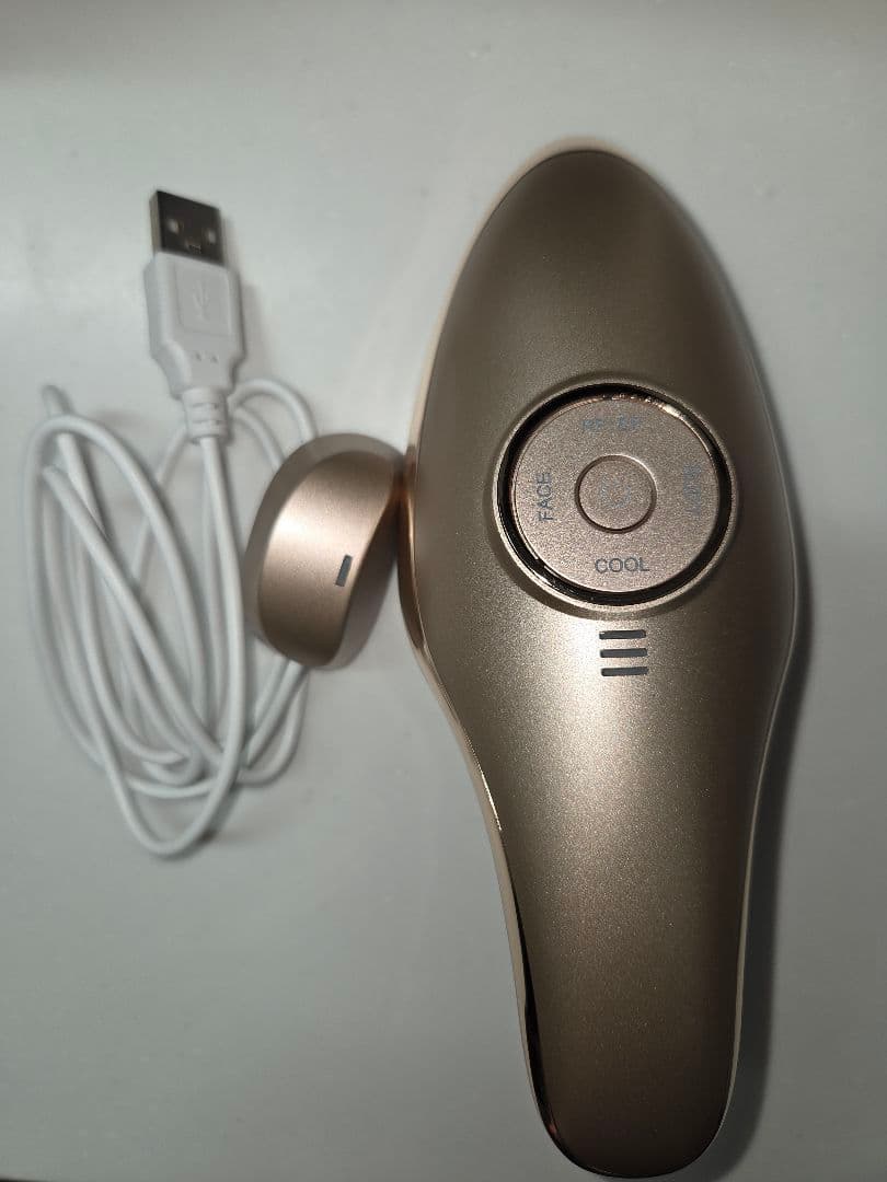 ME　ラボン・エクラ　美顔器