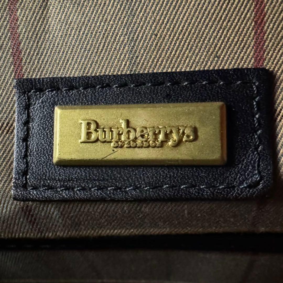 【美品】Burberry's ダレスバッグ　レザー　ビジネス　裏ノバチェック　黒