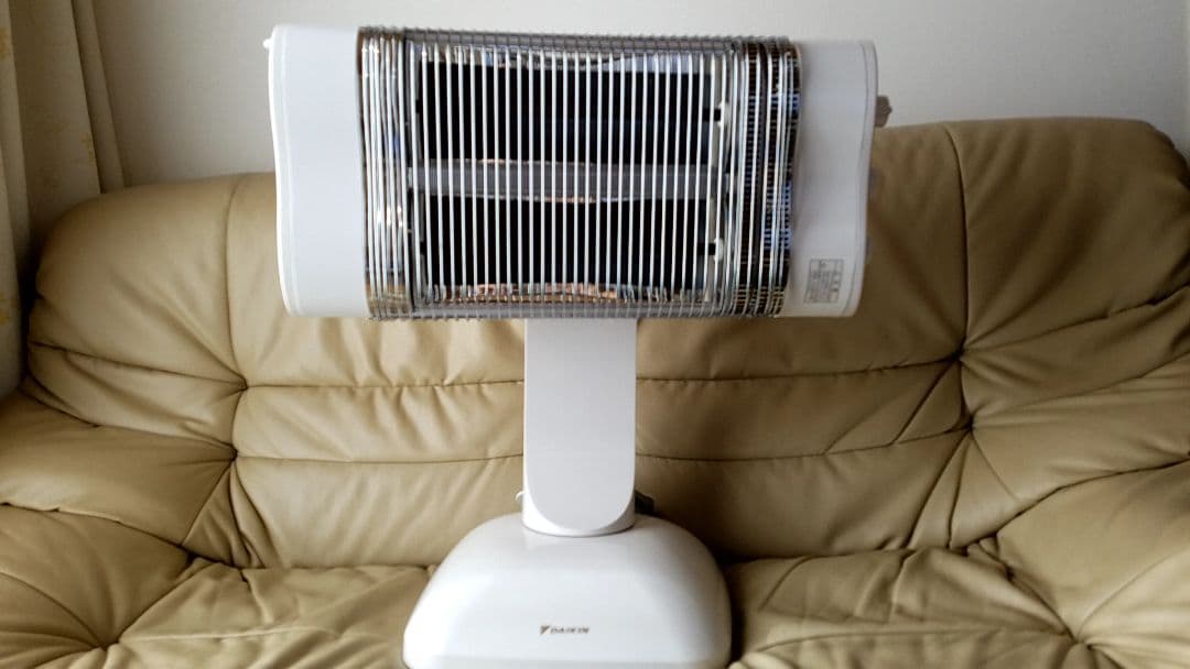 DAIKIN ダイキン セラムヒート 遠赤外線暖房機 ERFT11MS