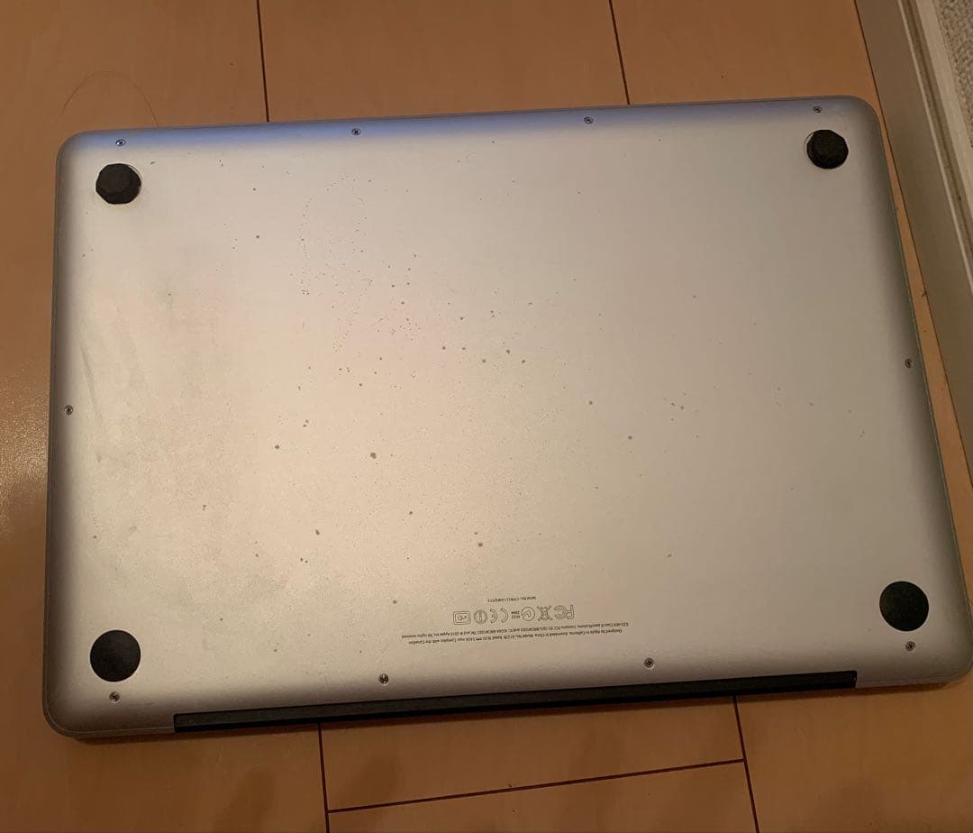 MacBook Pro 13インチ／メモリ16GB／初期化不可のため現状渡し