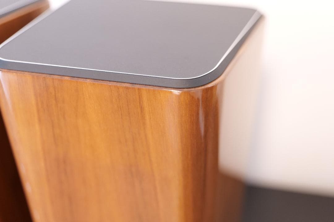 スピーカー・ウーファー Elac Vela 403 BS403 walnut