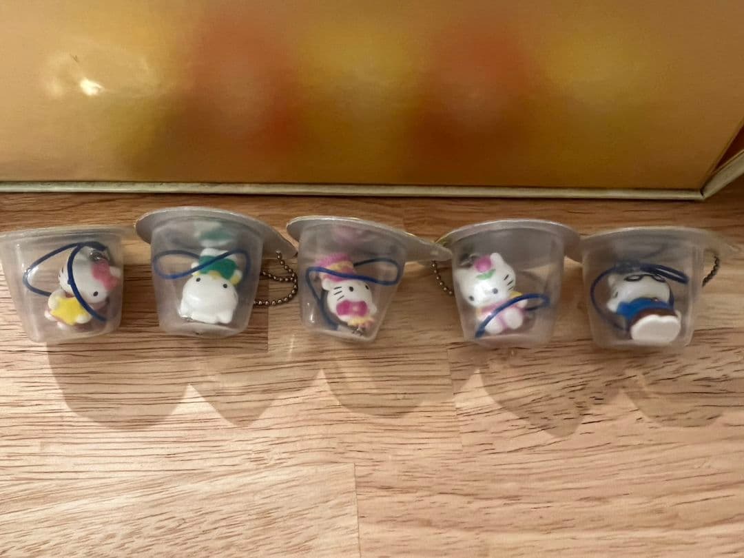 お値下げ！ハローキティ リール付きキーホルダーセット 30個　プレミアム含！