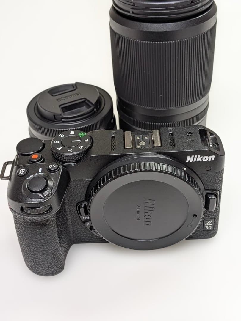 Nikon Z 30 ミラーレス　ダブルズームレンズキット