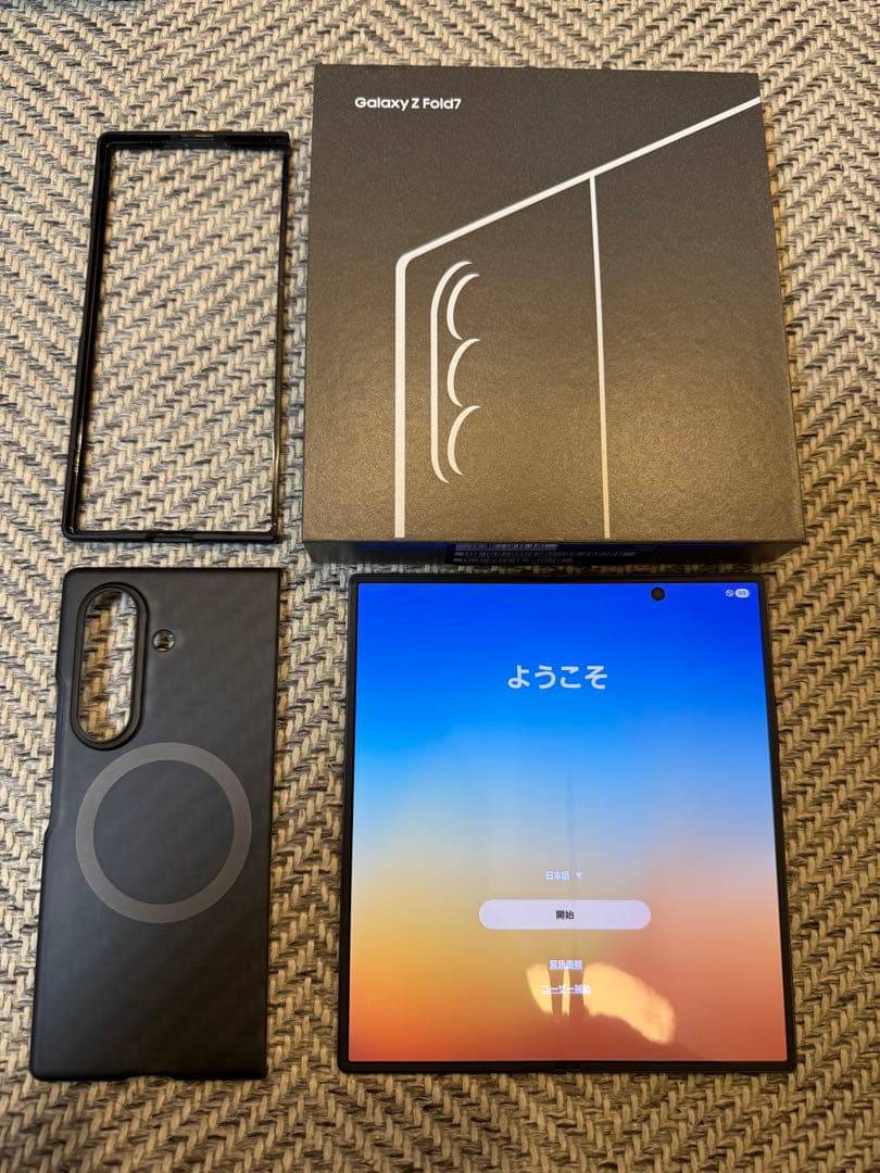 Galaxy Z Fold7 (SIMフリー) 256 GB ケース付