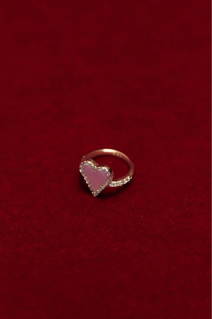 【完売品！】Loved one Shell Heart Ring