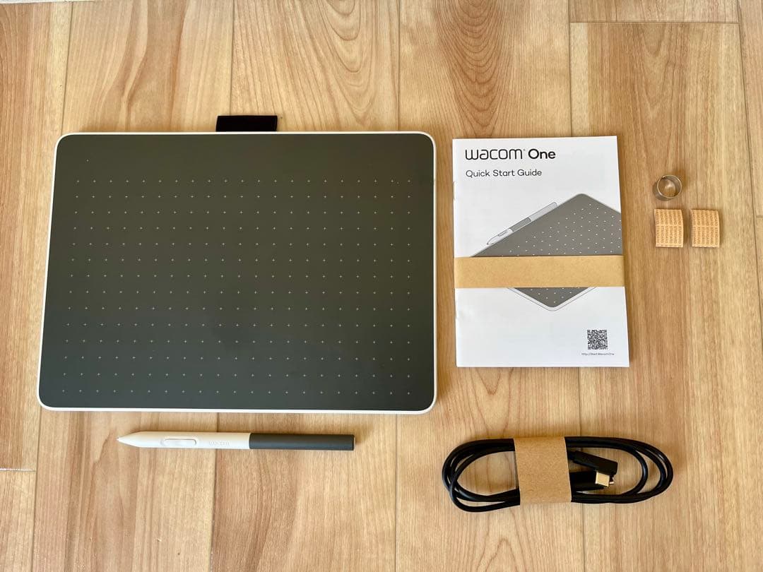 液タブ・ペンタブ Wacom One Pen tablet medium (CTC6110WL)