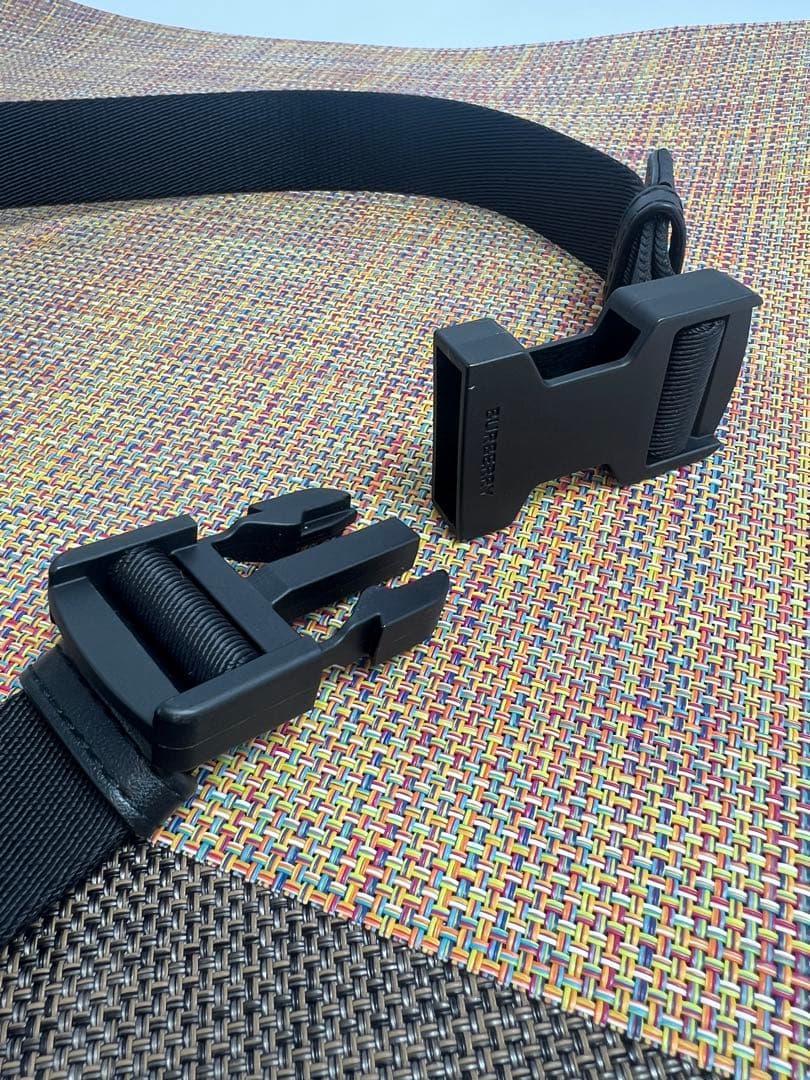 松本 ✨極美品✨BURBERRY バーバリー CANNON ボディバッグ