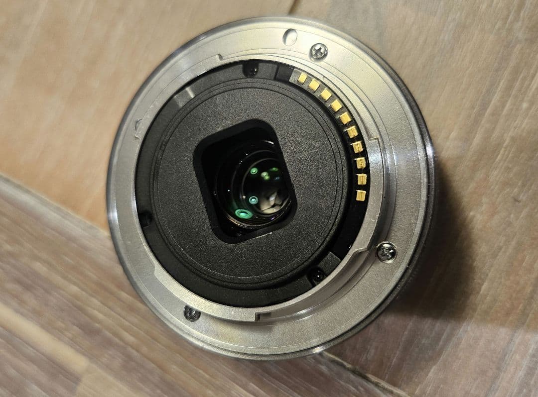 [美品]SONY E 2.8/16 単焦点レンズ　パンケーキレンズ