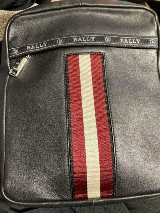 BALLY ショルダーバッグ ブラック/レッド