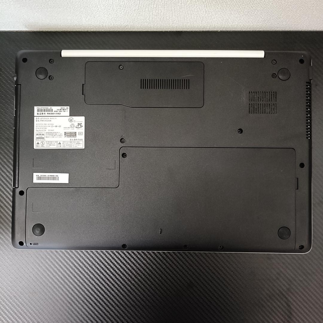 ノートPC Core i7 Windows11 SSD メモリ8GB 富士通 白