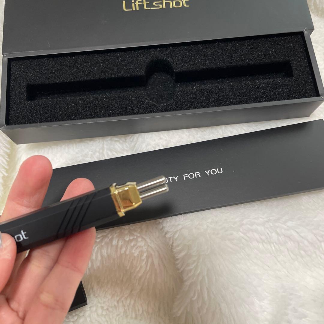 Lift shot 美容器具 専用ケース付き