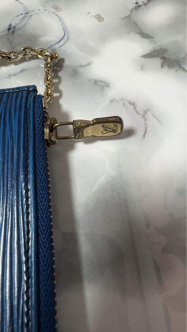 LOUIS VUITTON 小銭入れ