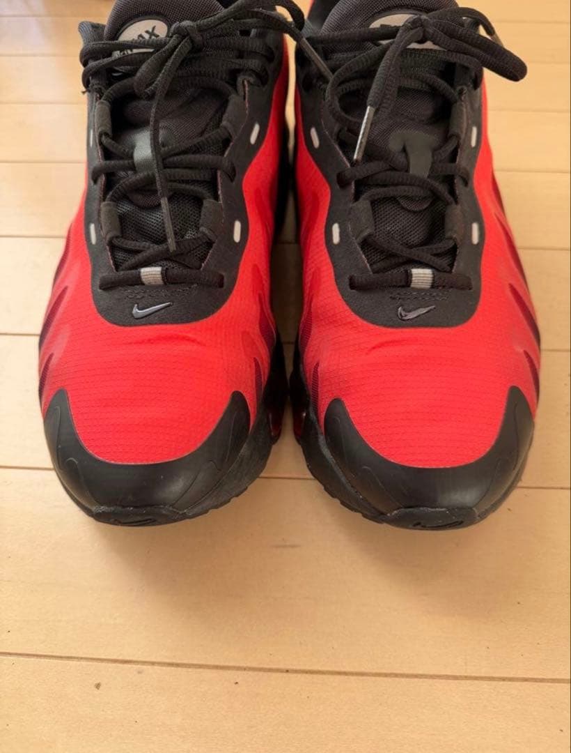 Nike Air Max Dn8 レッド/ブラック スニーカー