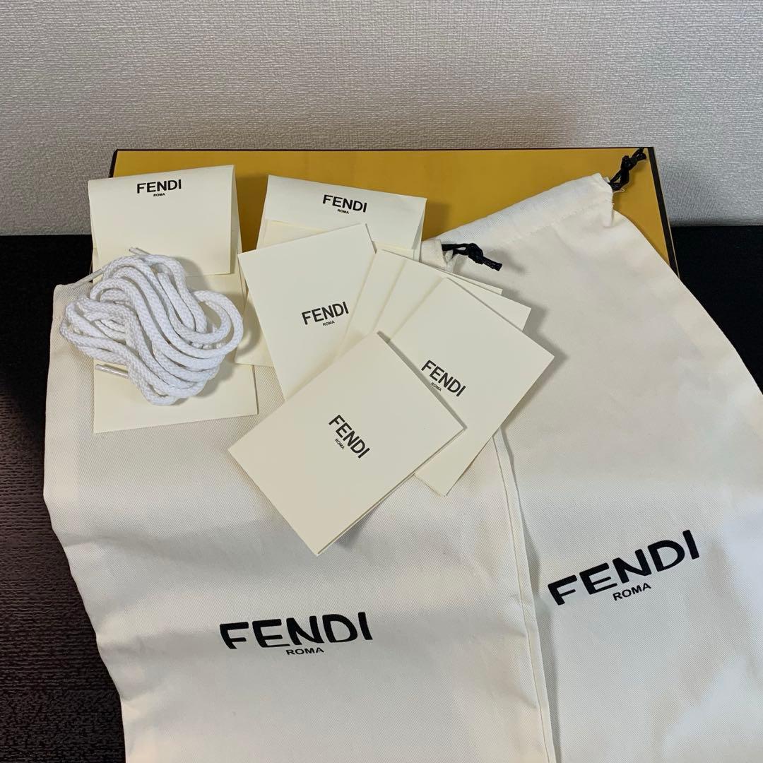 フェンディ メンズ バッグバグズ スニーカー