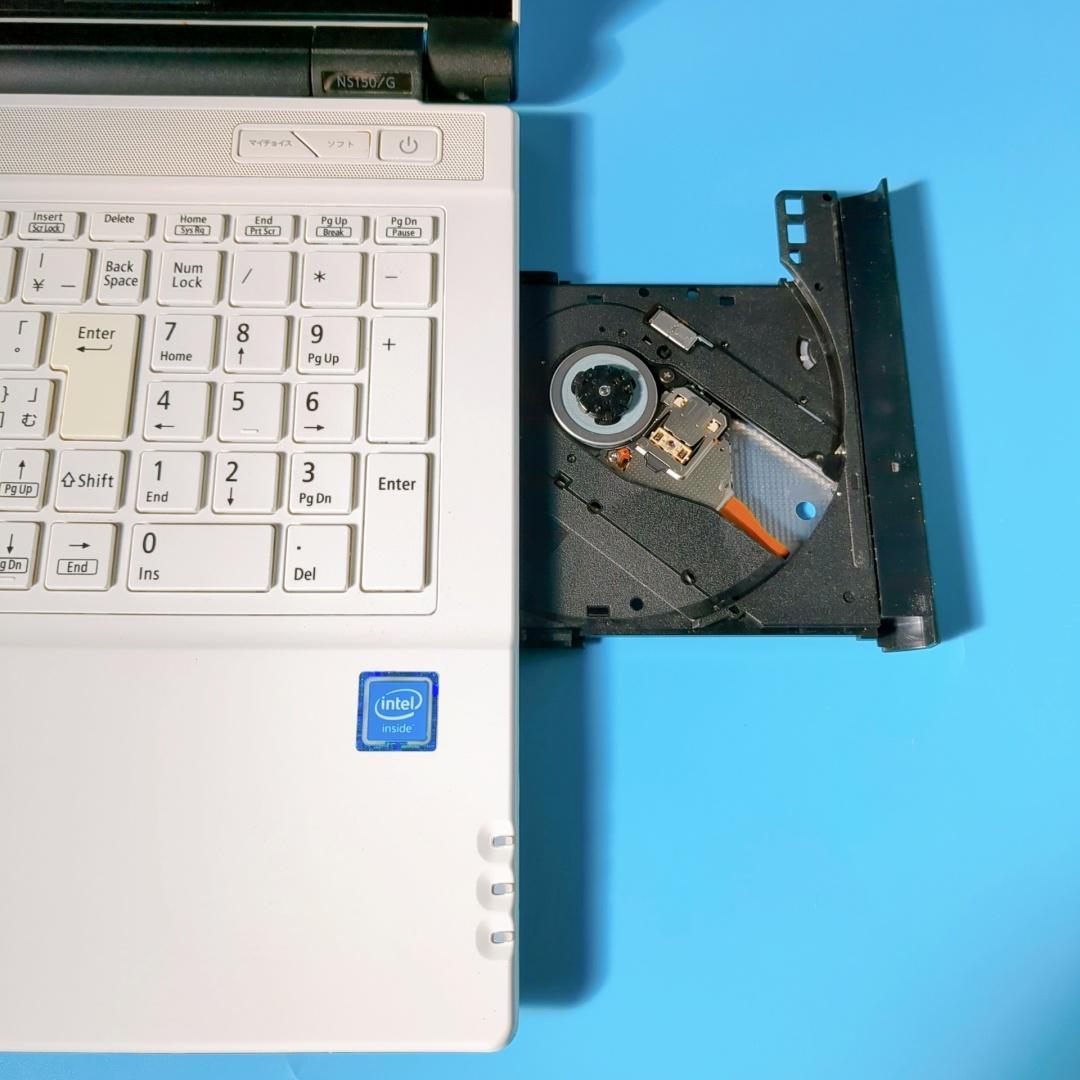 美品✨特大1TB‼️メモリ8GB✨設定済ですぐ使える♪カメラ付白ノートパソコン訳