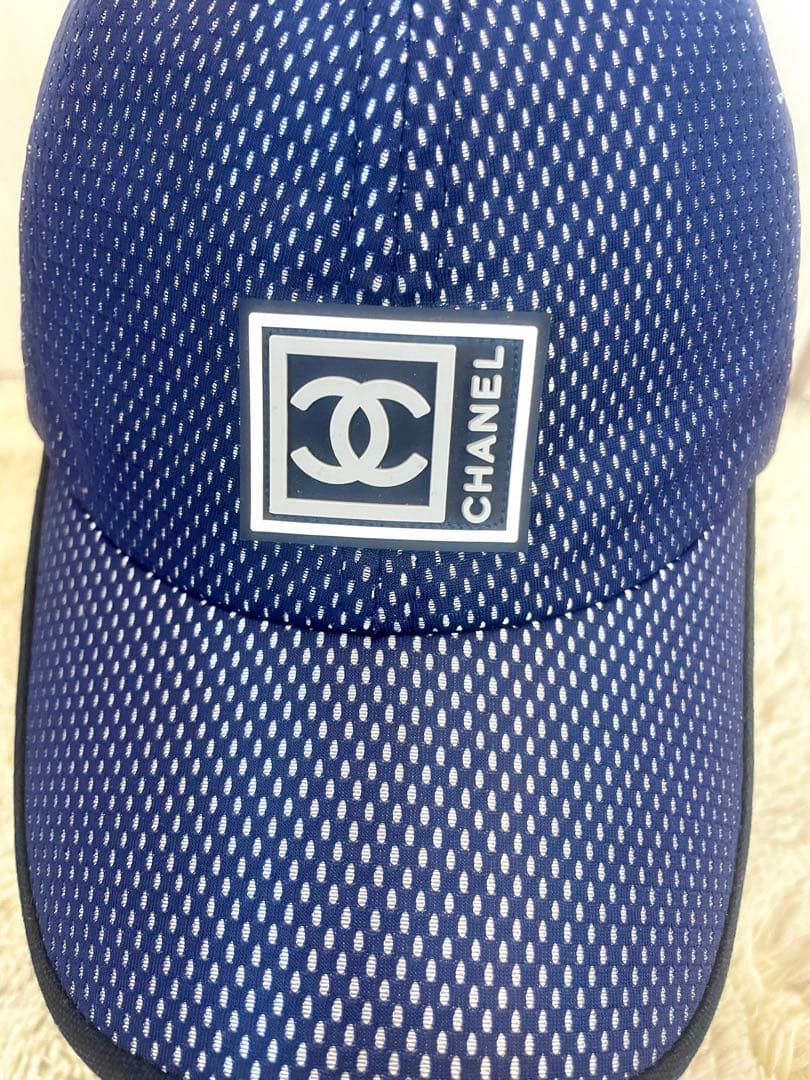 美品　CHANEL メッシュデザインキャップ　ネイビー