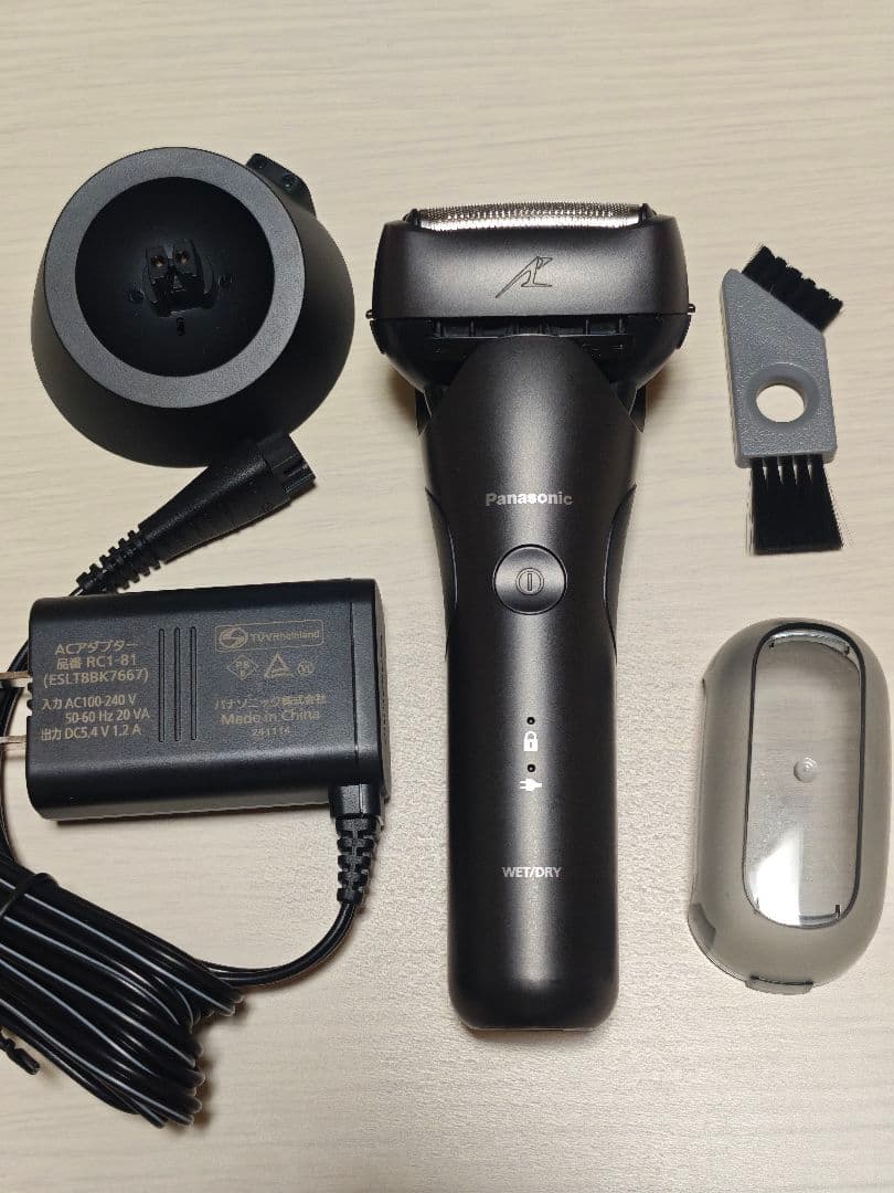 Panasonicラムダッシュ3枚刃 電動シェーバー