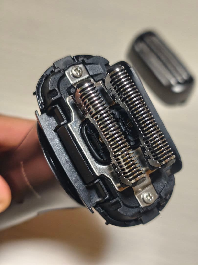 Panasonicラムダッシュ3枚刃 電動シェーバー