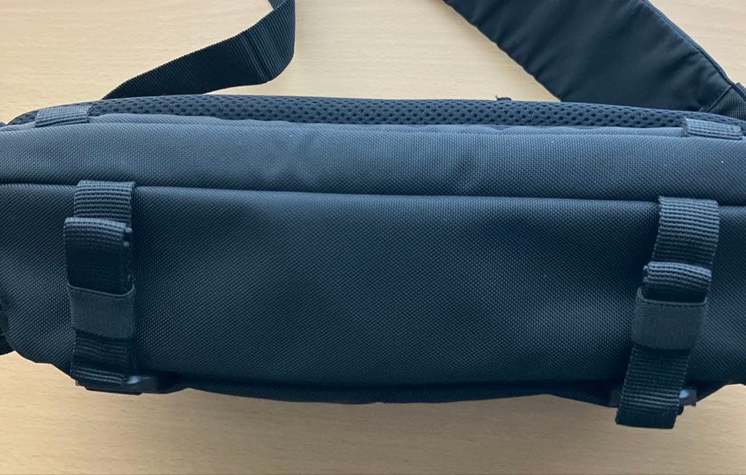 5.11 Tactical LVC8 SLING PACK ブラック