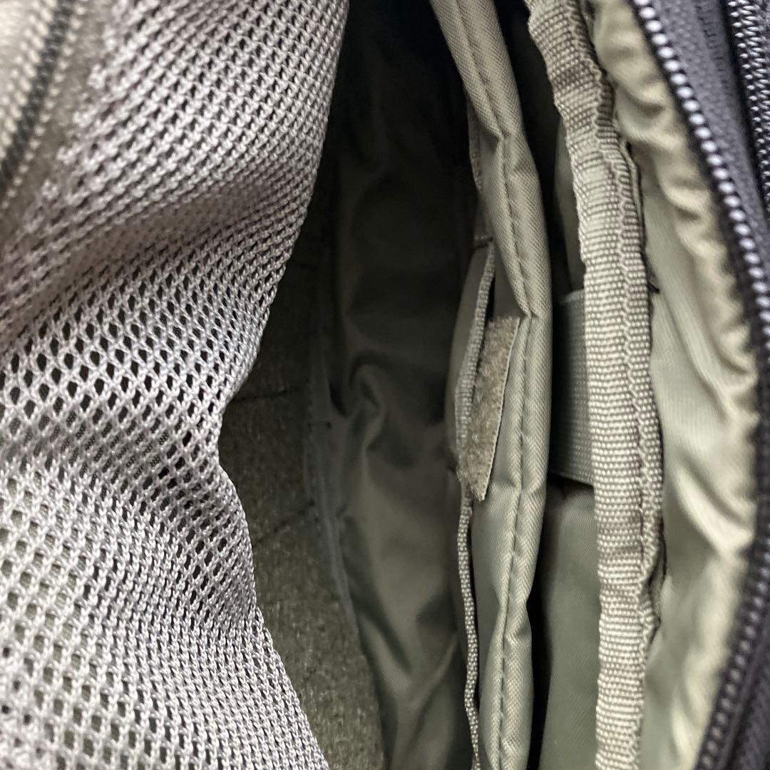 5.11 Tactical LVC8 SLING PACK ブラック