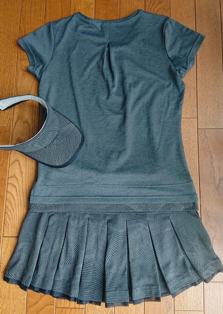 美品★Babolat バボラ テニスウエア Tシャツ スコート バイザー