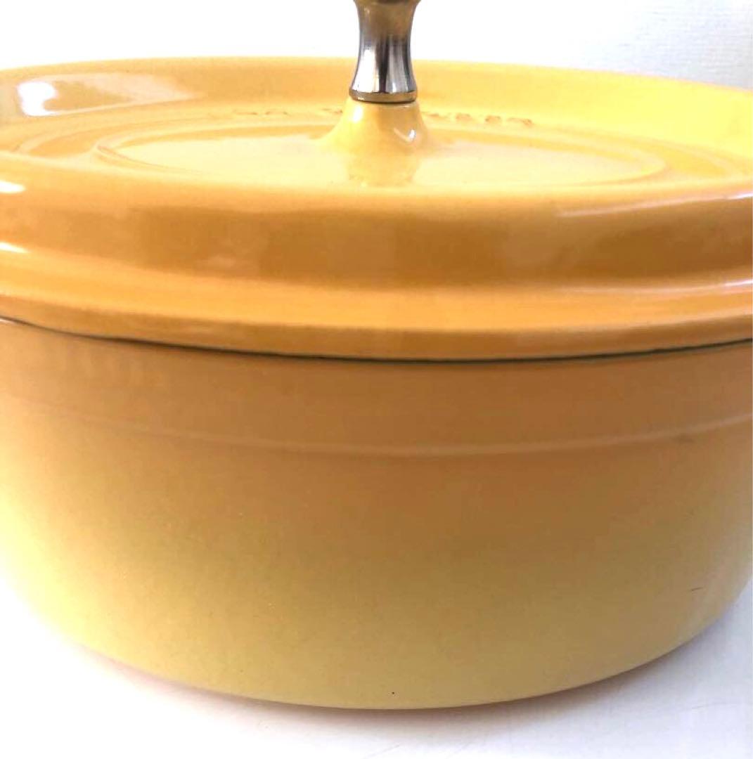 Staub ストウブ オーバル 23cm イエロー