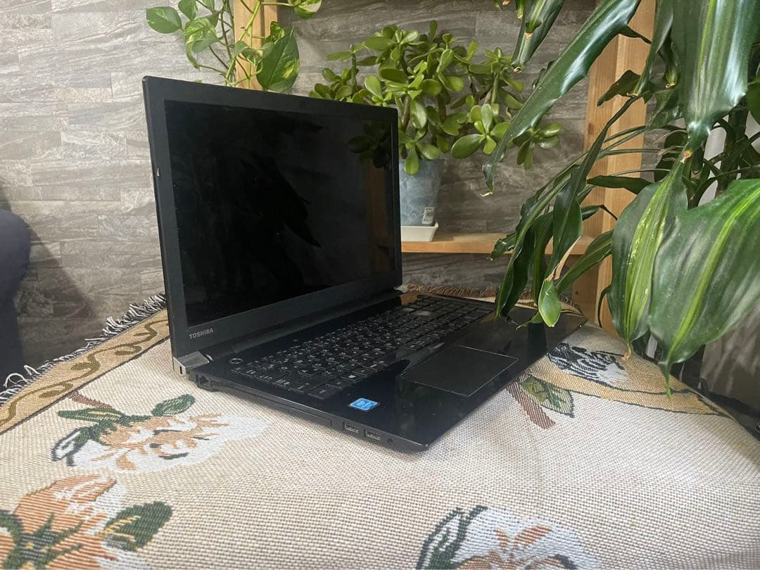 東芝 リュクスホワイト 仕様 2017夏モデル T45/DB パソコン