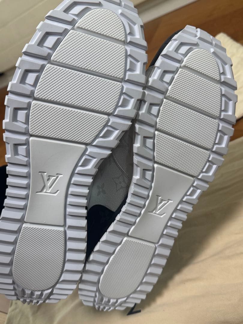 Louis Vuitton ロゴ入りスニーカー ブラック/ホワイト 9#