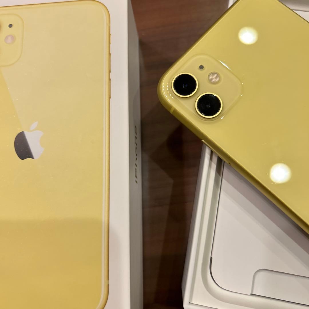 SIMフリー iPhone 11 64GB イエロー 容量100％　ケーブル2本