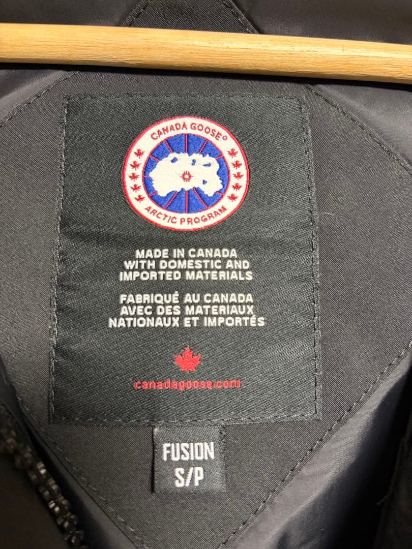   Fusion ブラックダウンジャケット