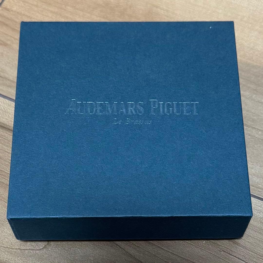 オーデマピゲ　レザーキーホルダー　 AirTag付き