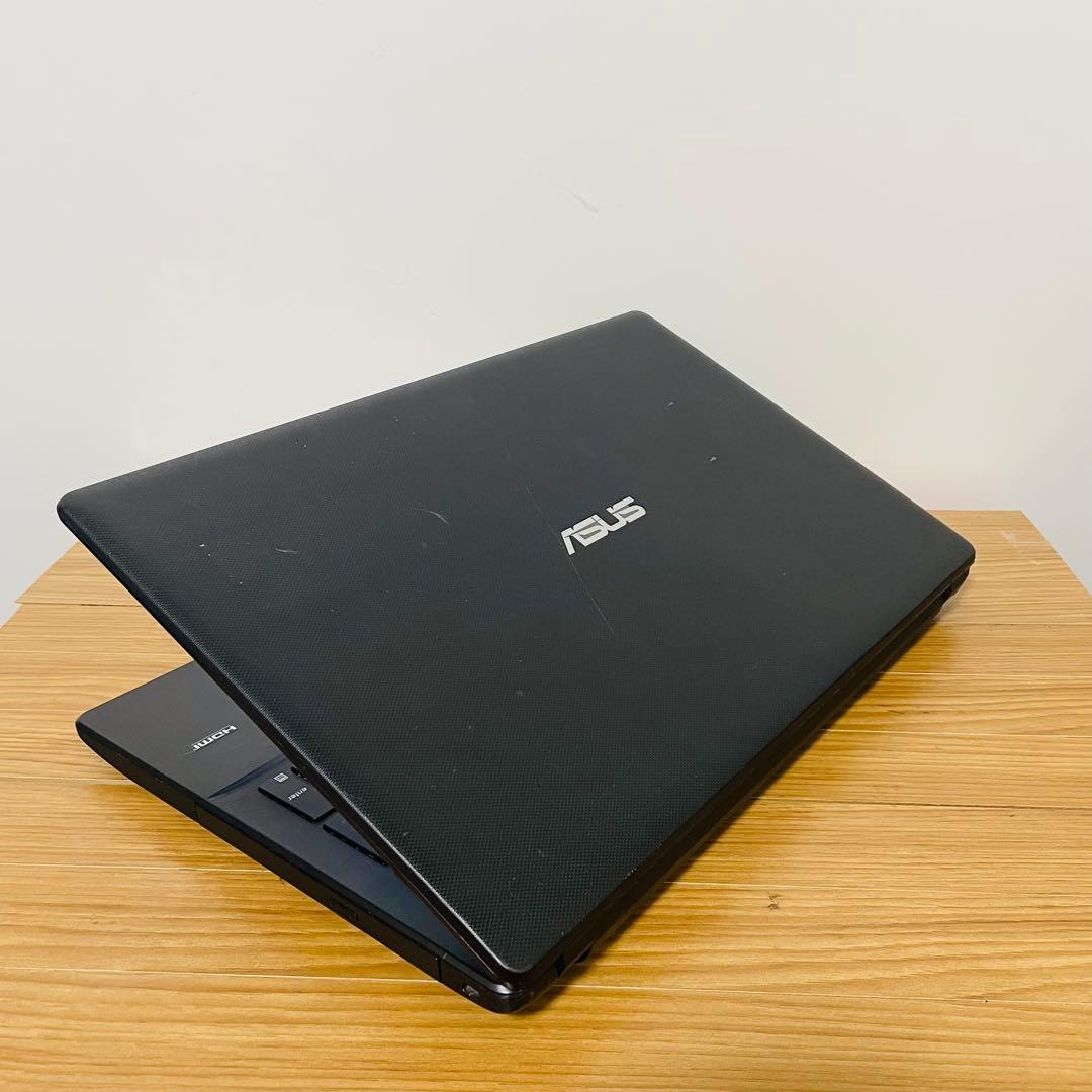 ASUSブラックノートパソコン SSDオフィスDVD カメラ　Wi-Fi