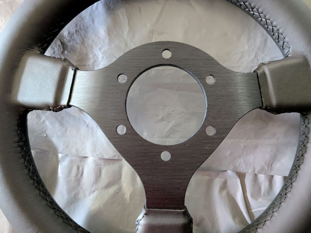 28パイ　スポーツタイプ　ステアリング　おまけ付き