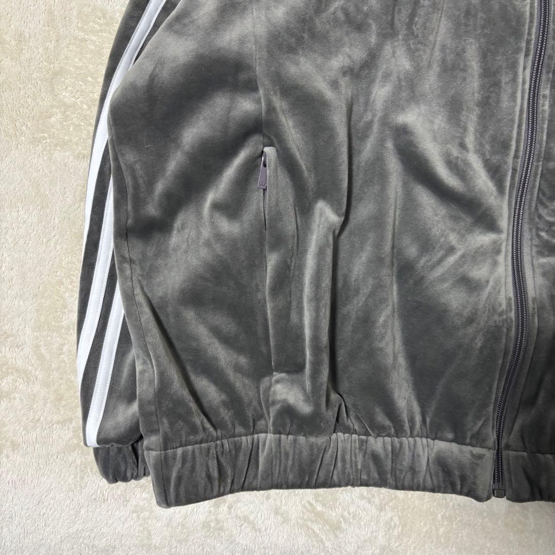 adidas originals トラックジャケット　ベロア　チャコール　グレー