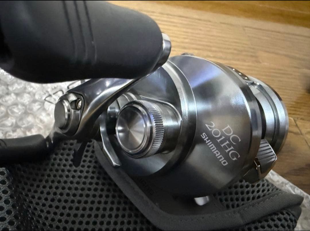 SHIMANO カルカッタコンクエストDC 201HG ベイトリール シマノ 左