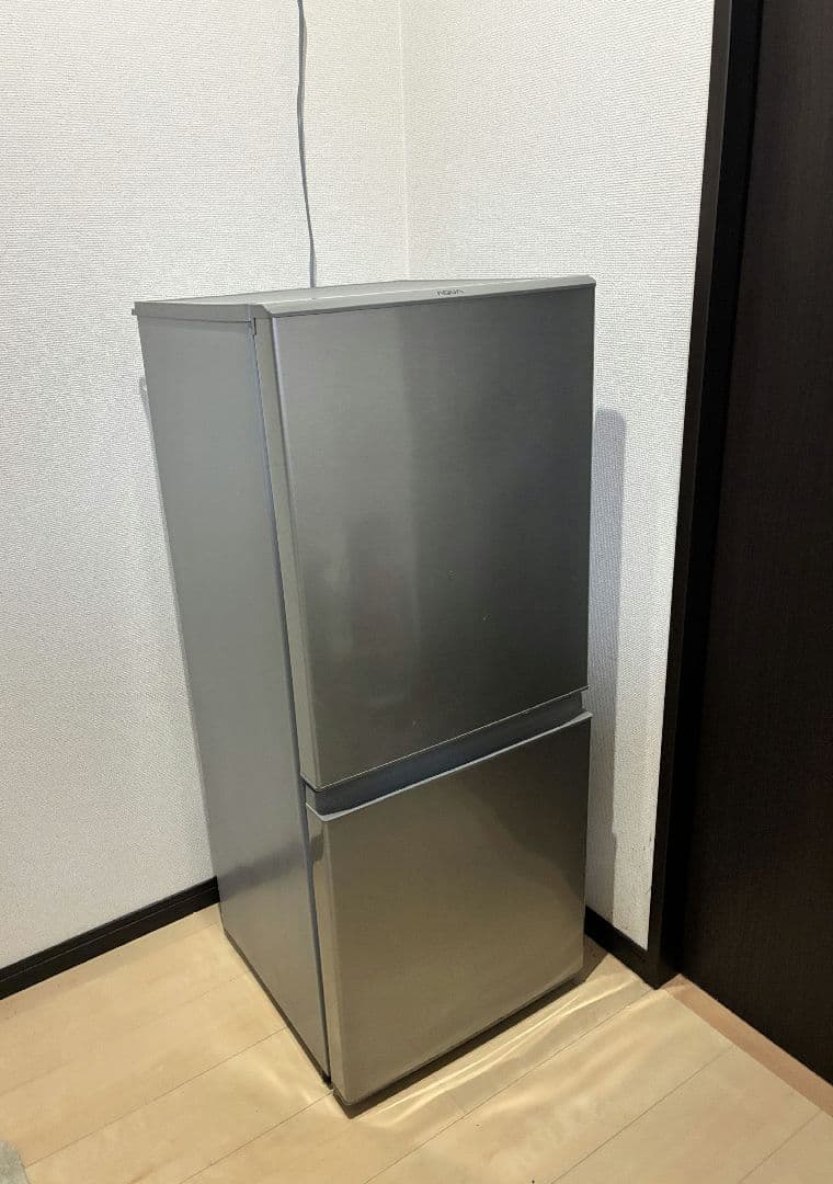 送料込 動作確認済み　AQUA 冷蔵庫 引き出し式冷凍室