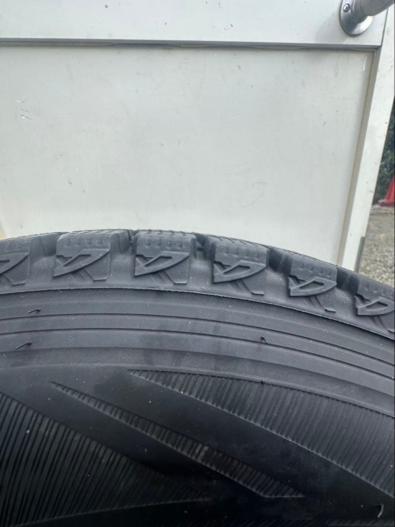 195/80r/15 ハイエーススタッドレス