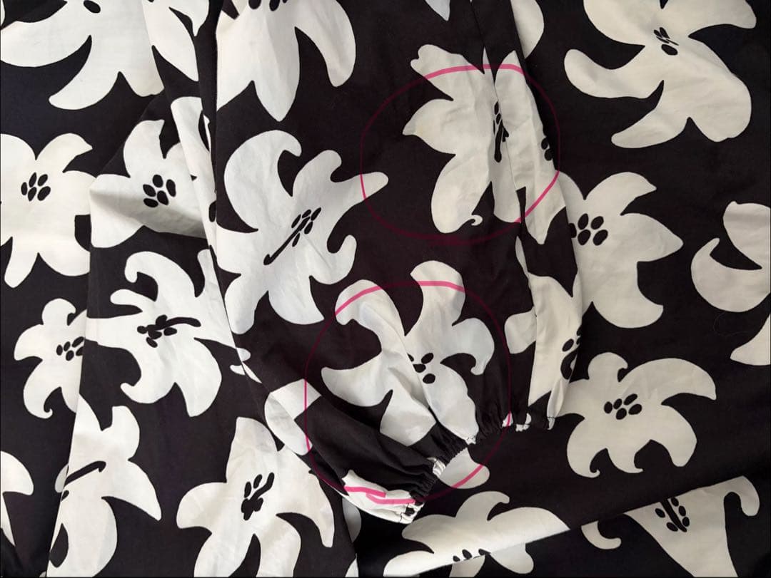 marimekko マリメッコ ブラウス モノトーン フラワープリント