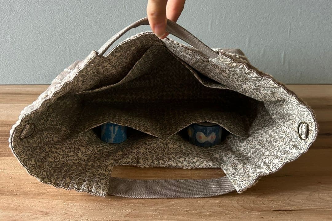 ミナペルホネンハンドメイドシャーリングバッグ（タンバリン、ブラウン）